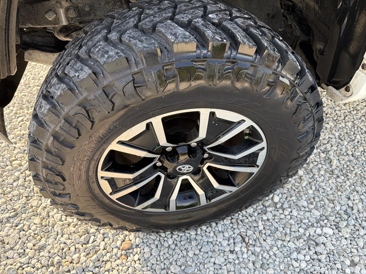 Toyota Tacoma 4WD Double Cab V6 AT TRD Sport (Natl) 2021