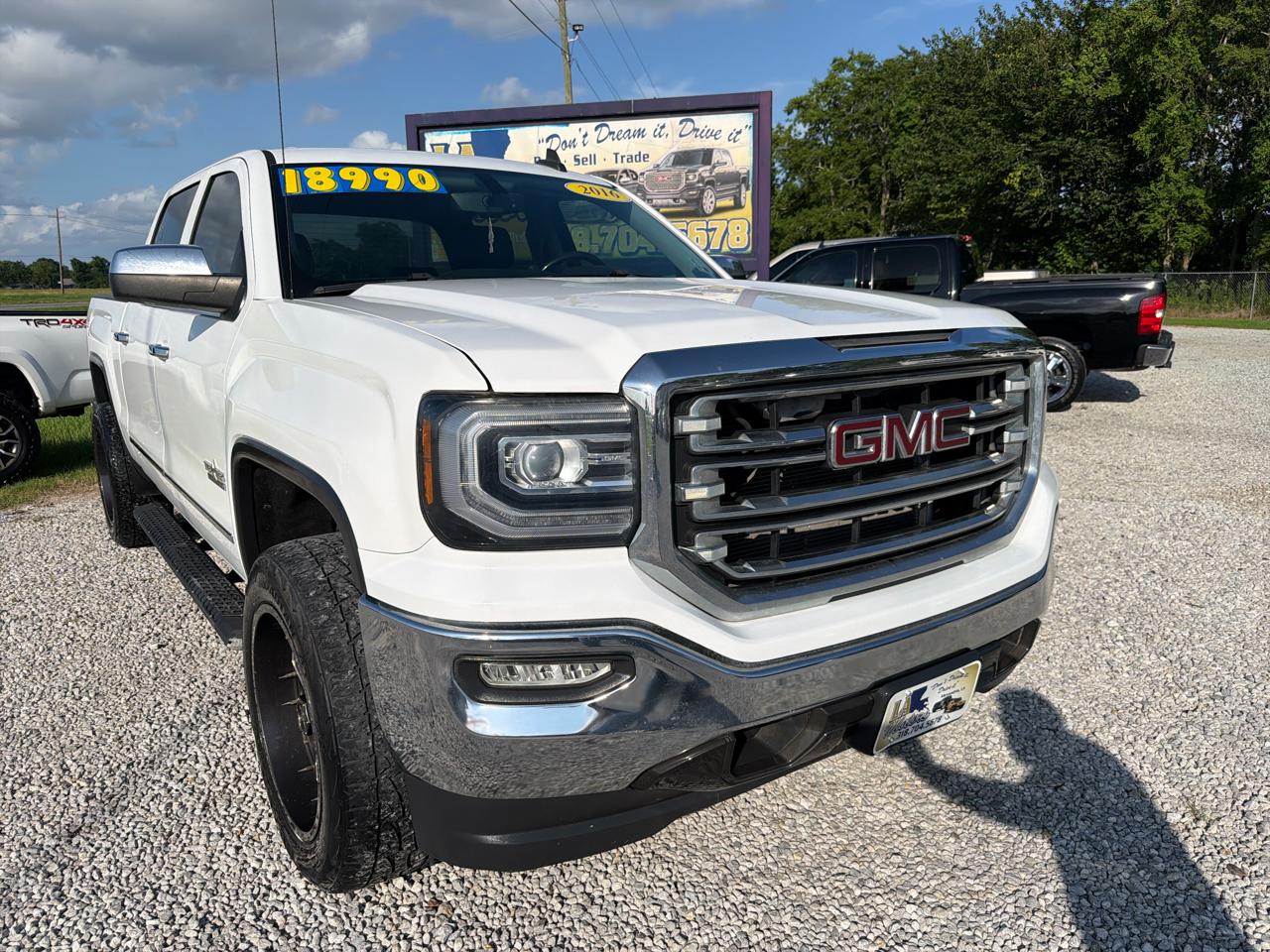 GMC Sierra 1500 2WD Crew Cab 147" SLT 2016