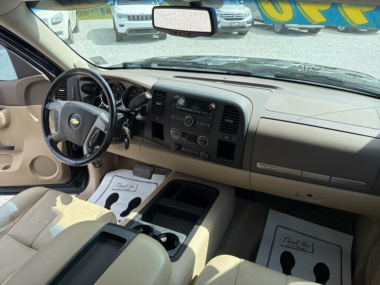 Chevrolet Silverado 1500 1LT Crew Cab 2WD 2013