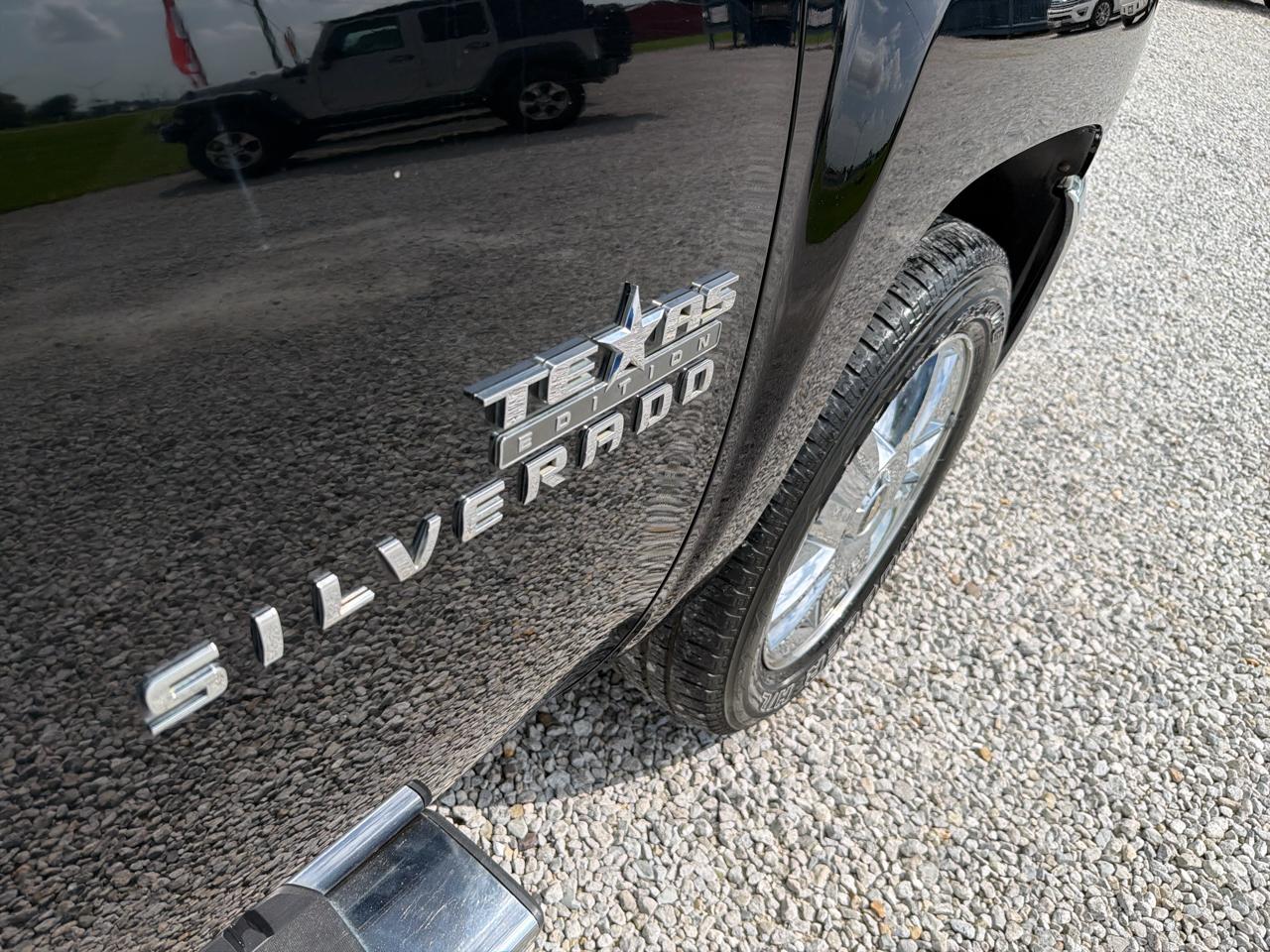 Chevrolet Silverado 1500 1LT Crew Cab 2WD 2013