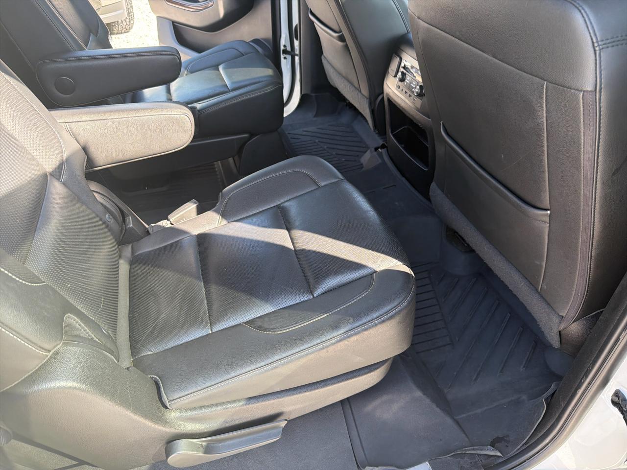 GMC Yukon XL SLT 2WD 2018