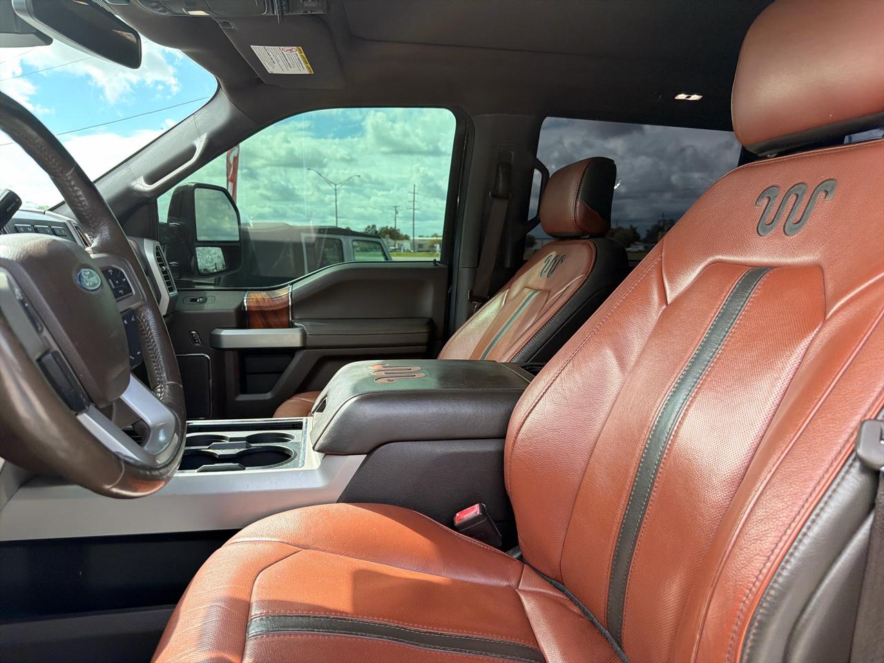 Ford F-250 SD King Ranch Crew Cab 4WD 2018