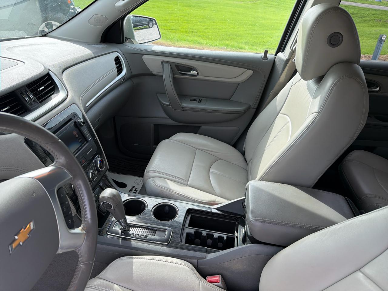 Chevrolet Traverse 2LT FWD 2017