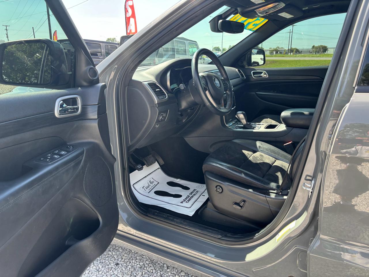 Jeep Grand Cherokee Laredo 2WD 2019