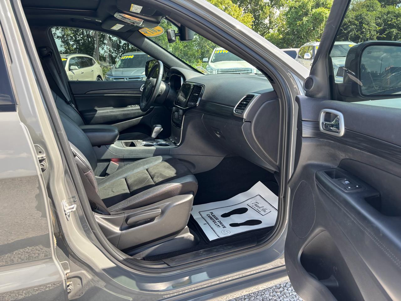 Jeep Grand Cherokee Laredo 2WD 2019