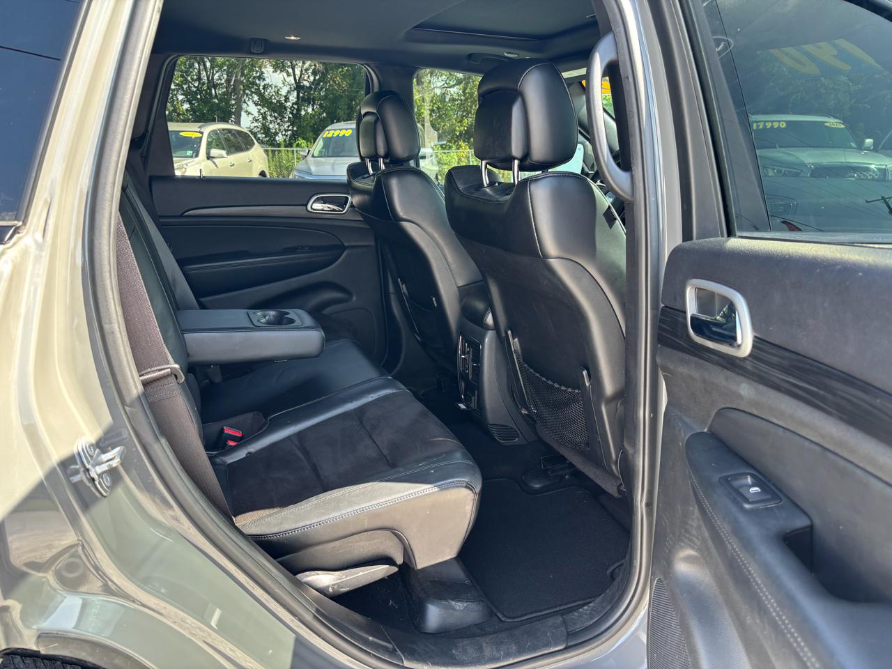 Jeep Grand Cherokee Laredo 2WD 2019