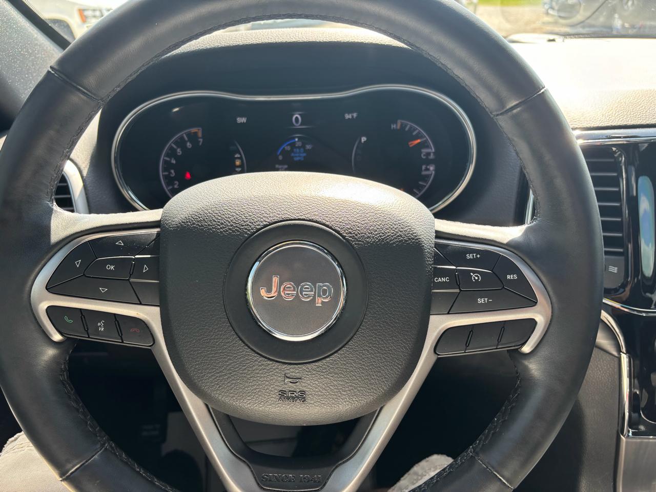 Jeep Grand Cherokee Laredo 2WD 2019
