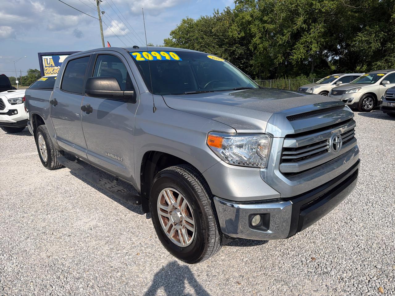 Toyota Tundra SR5 4.6L V8 CrewMax 2WD 2016