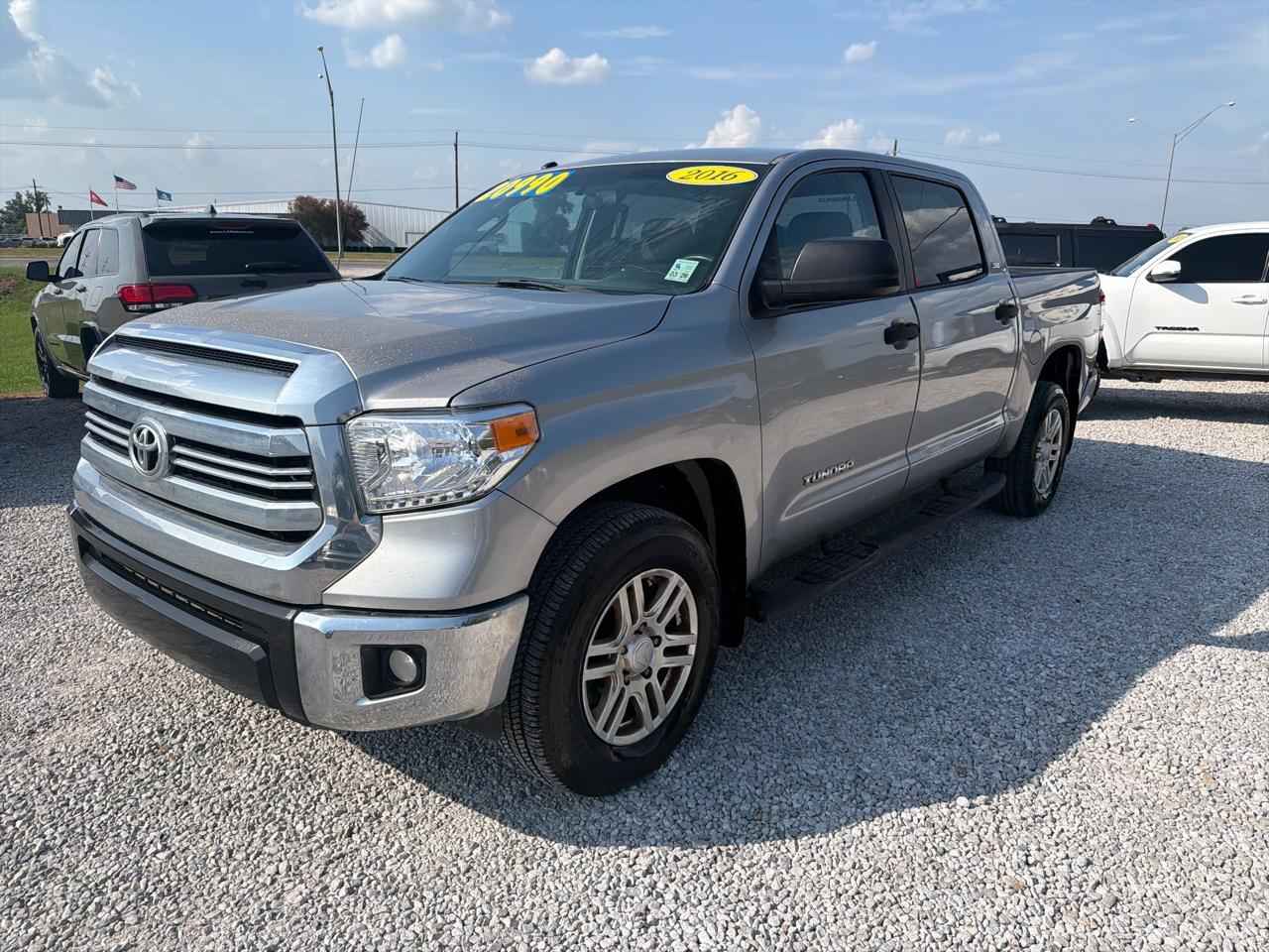 Toyota Tundra SR5 4.6L V8 CrewMax 2WD 2016