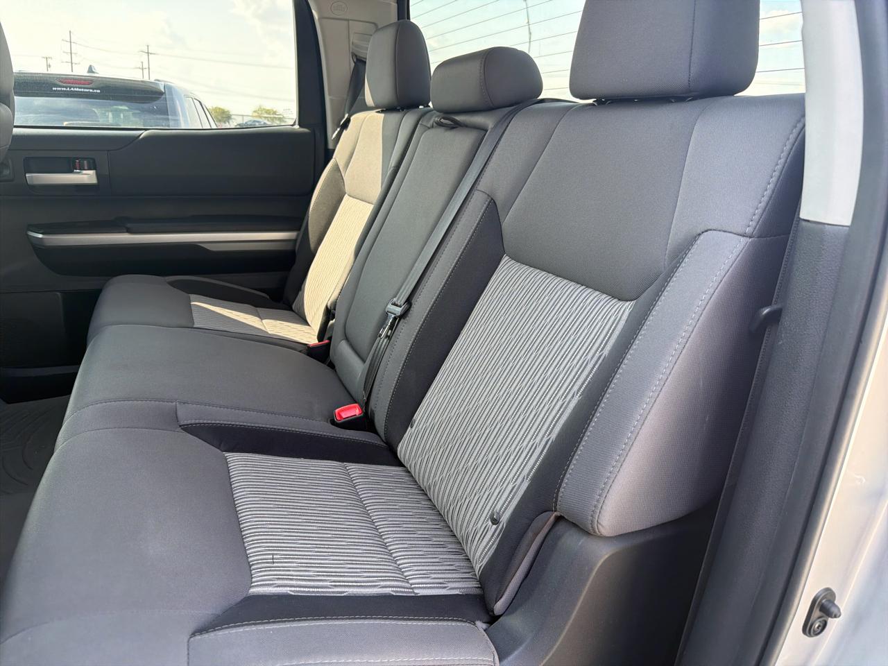 Toyota Tundra SR5 4.6L V8 CrewMax 2WD 2016