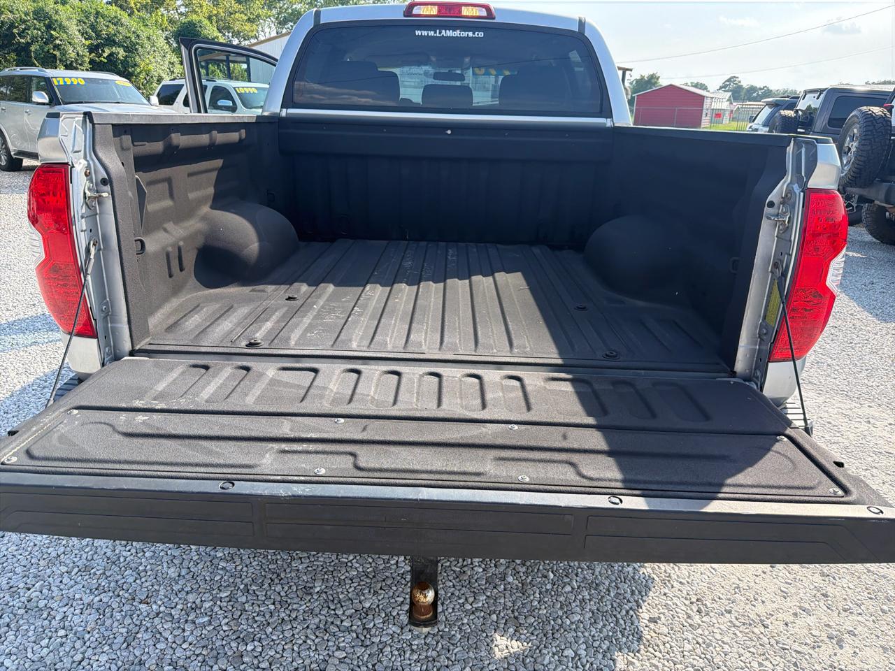 Toyota Tundra SR5 4.6L V8 CrewMax 2WD 2016