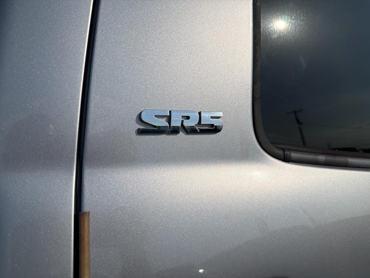 Toyota Tundra SR5 4.6L V8 CrewMax 2WD 2016
