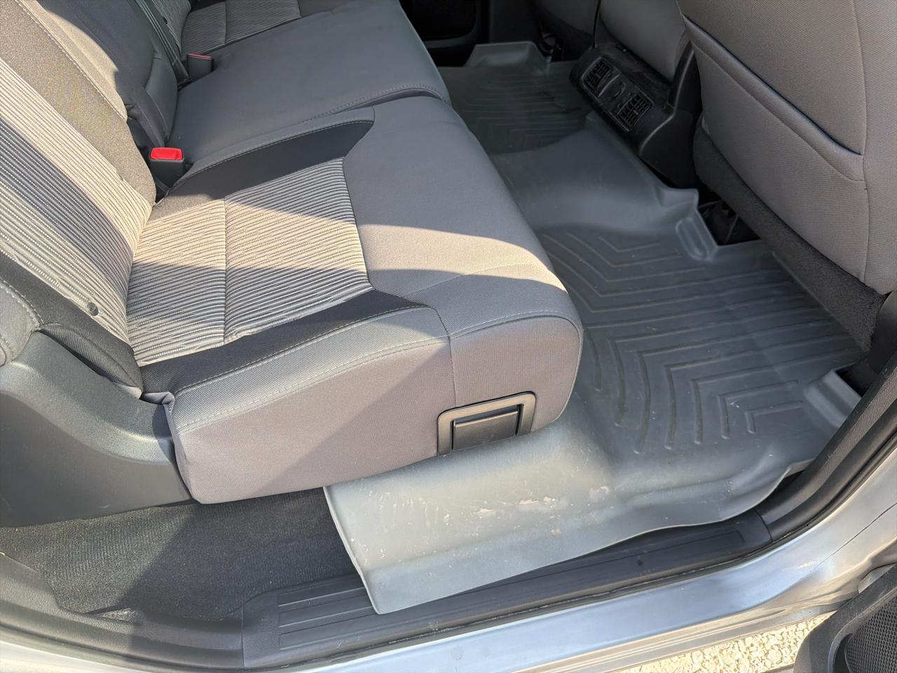 Toyota Tundra SR5 4.6L V8 CrewMax 2WD 2016