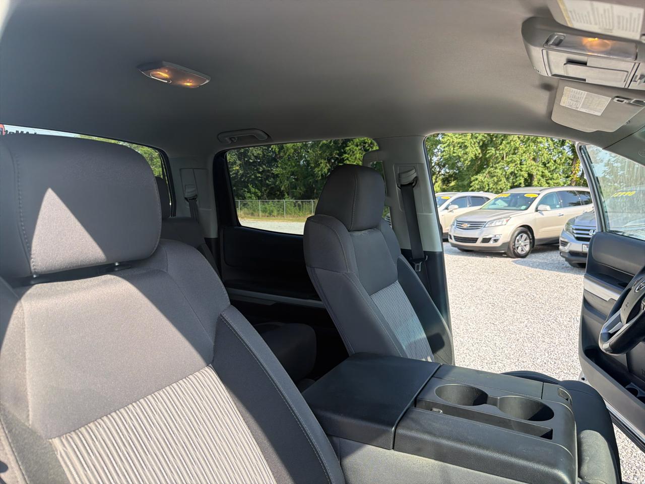 Toyota Tundra SR5 4.6L V8 CrewMax 2WD 2016