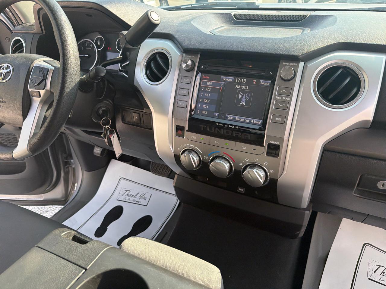 Toyota Tundra SR5 4.6L V8 CrewMax 2WD 2016
