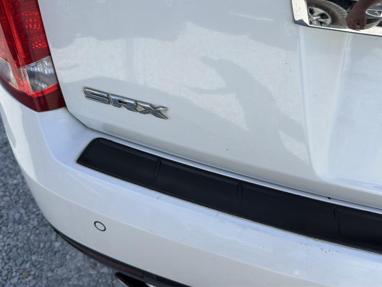 Cadillac SRX Luxury 2012