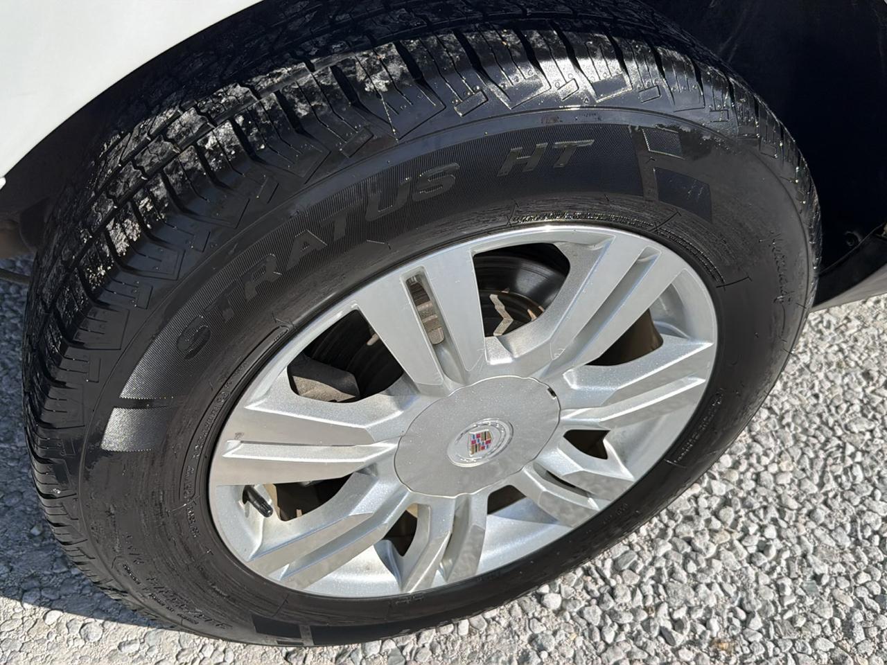 Cadillac SRX Luxury 2012