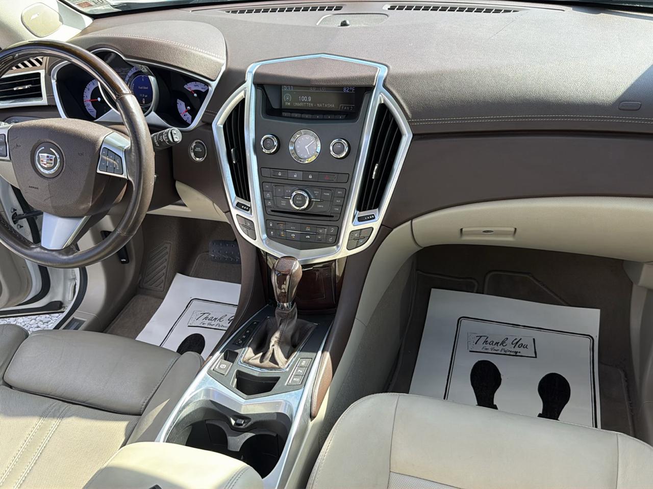 Cadillac SRX Luxury 2012