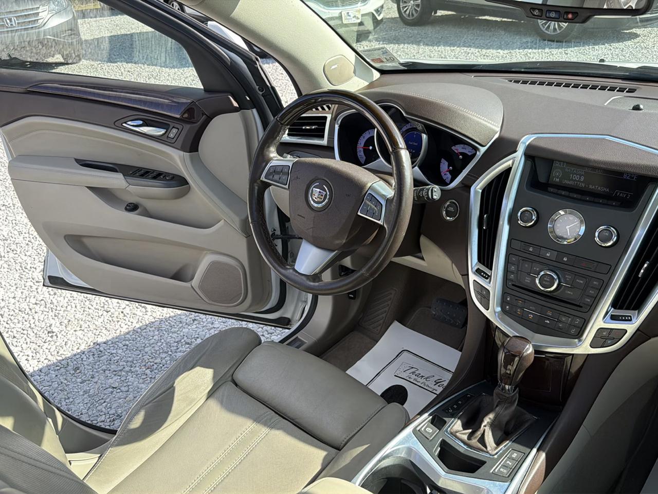 Cadillac SRX Luxury 2012
