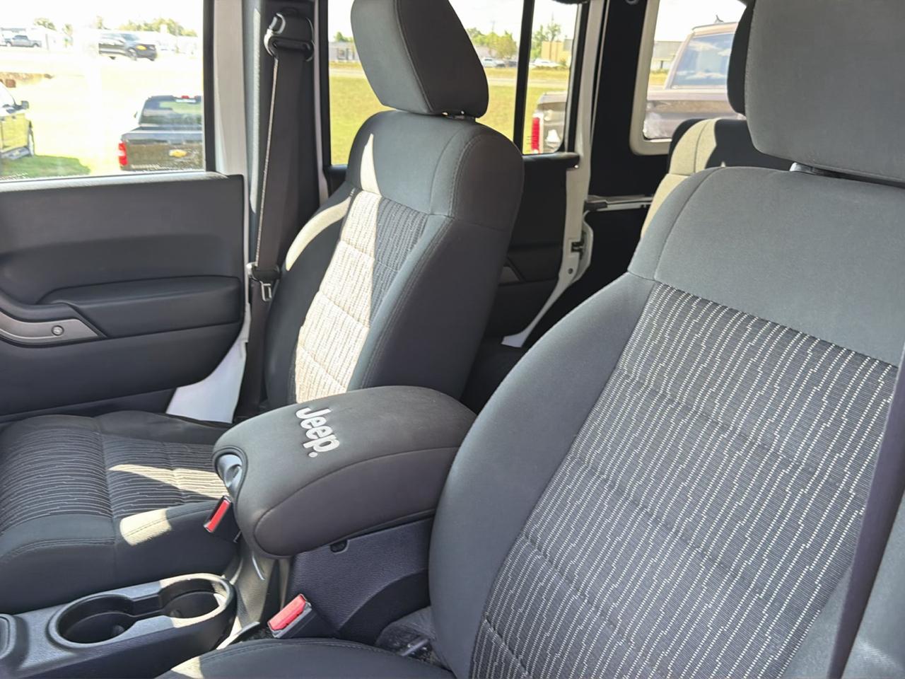 Jeep Wrangler Unlimited Sport 4WD 2012