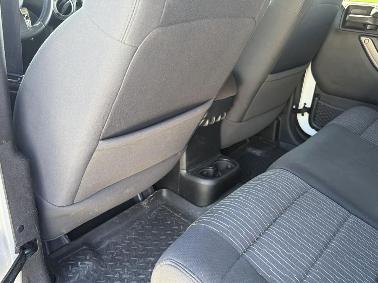 Jeep Wrangler Unlimited Sport 4WD 2012
