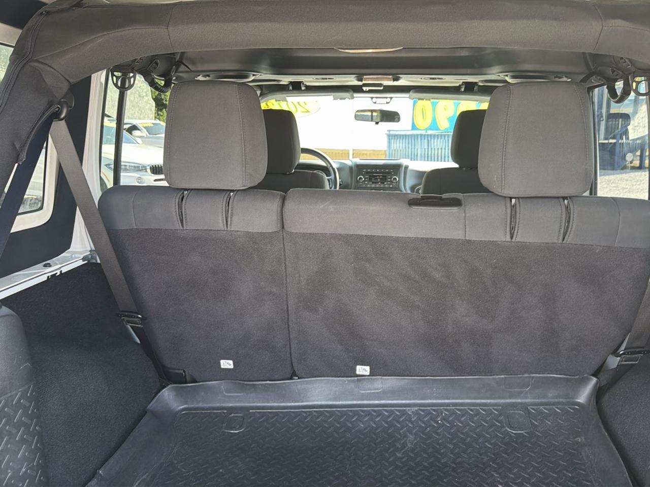 Jeep Wrangler Unlimited Sport 4WD 2012