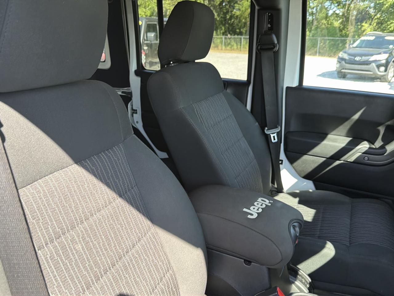 Jeep Wrangler Unlimited Sport 4WD 2012
