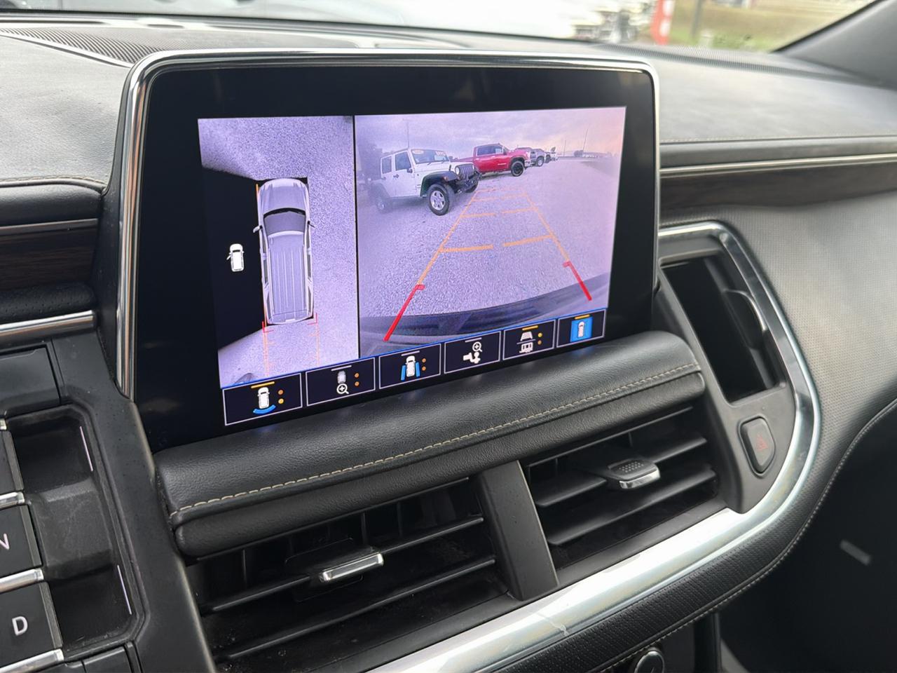 Chevrolet Suburban Premier 2021
