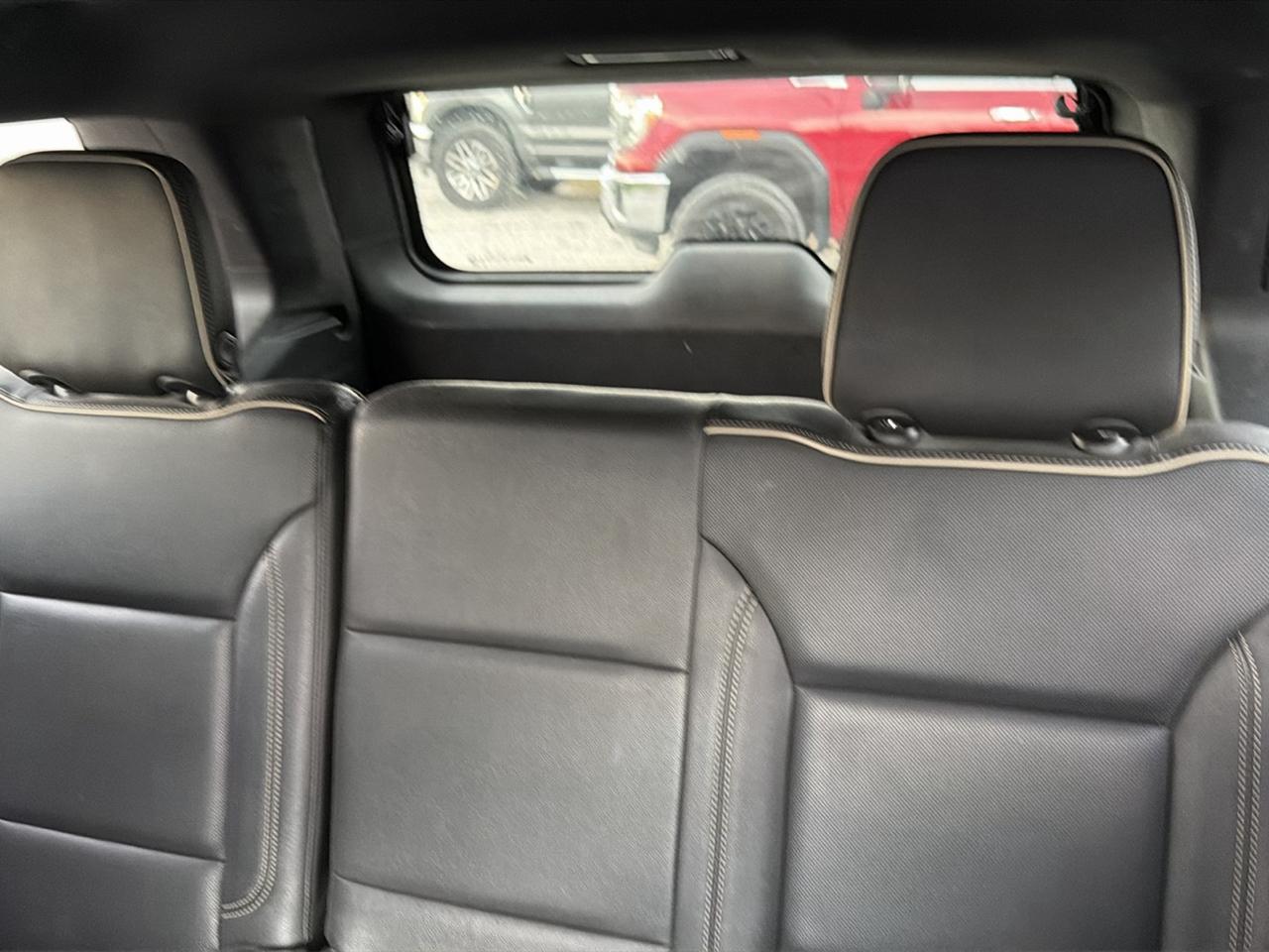Chevrolet Suburban Premier 2021