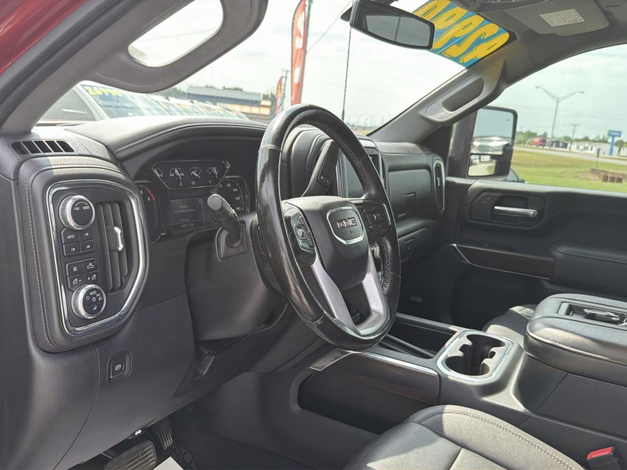 GMC Sierra 2500HD SLT Crew Cab 4WD 2022