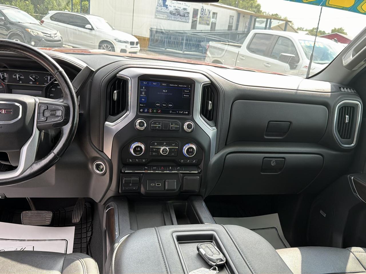 GMC Sierra 2500HD SLT Crew Cab 4WD 2022