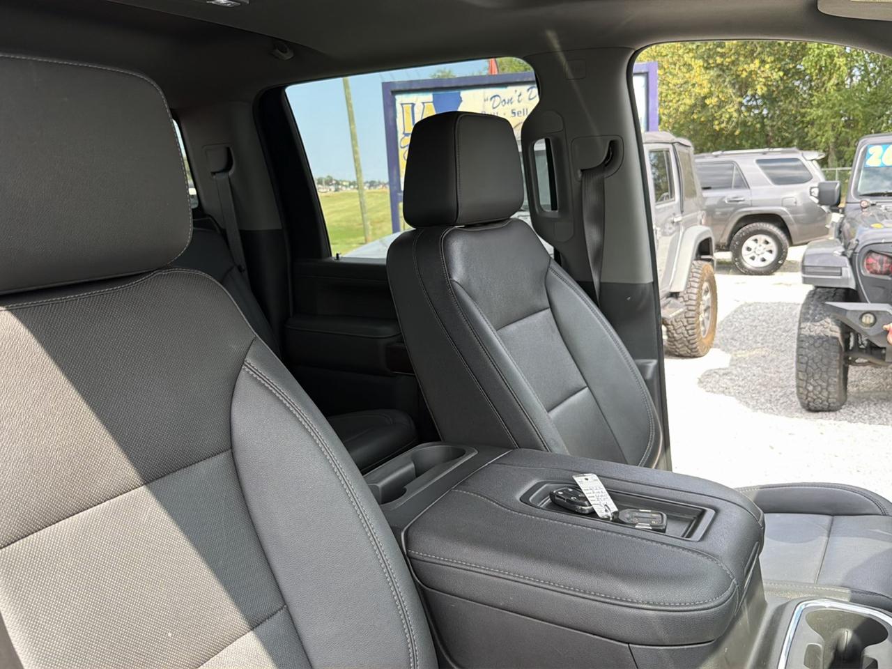 GMC Sierra 2500HD SLT Crew Cab 4WD 2022