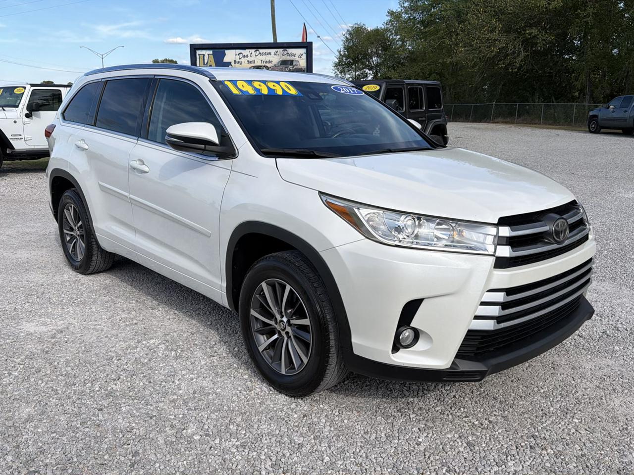 Toyota Highlander XLE FWD V6 2017