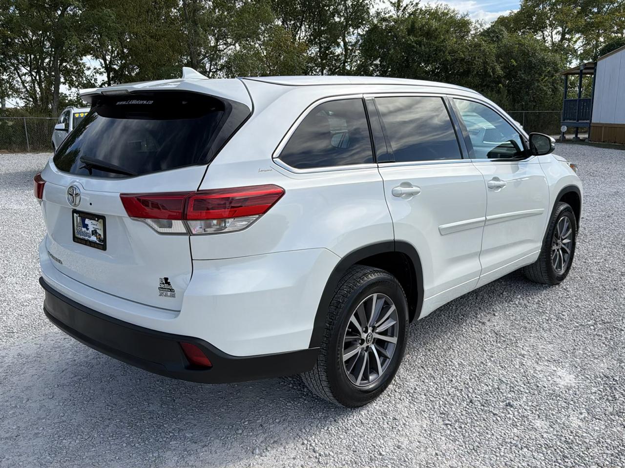Toyota Highlander XLE FWD V6 2017