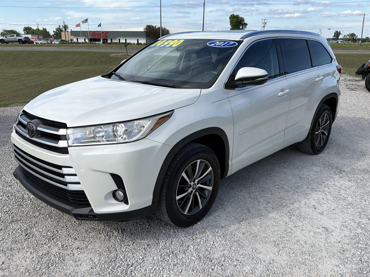 Toyota Highlander XLE FWD V6 2017