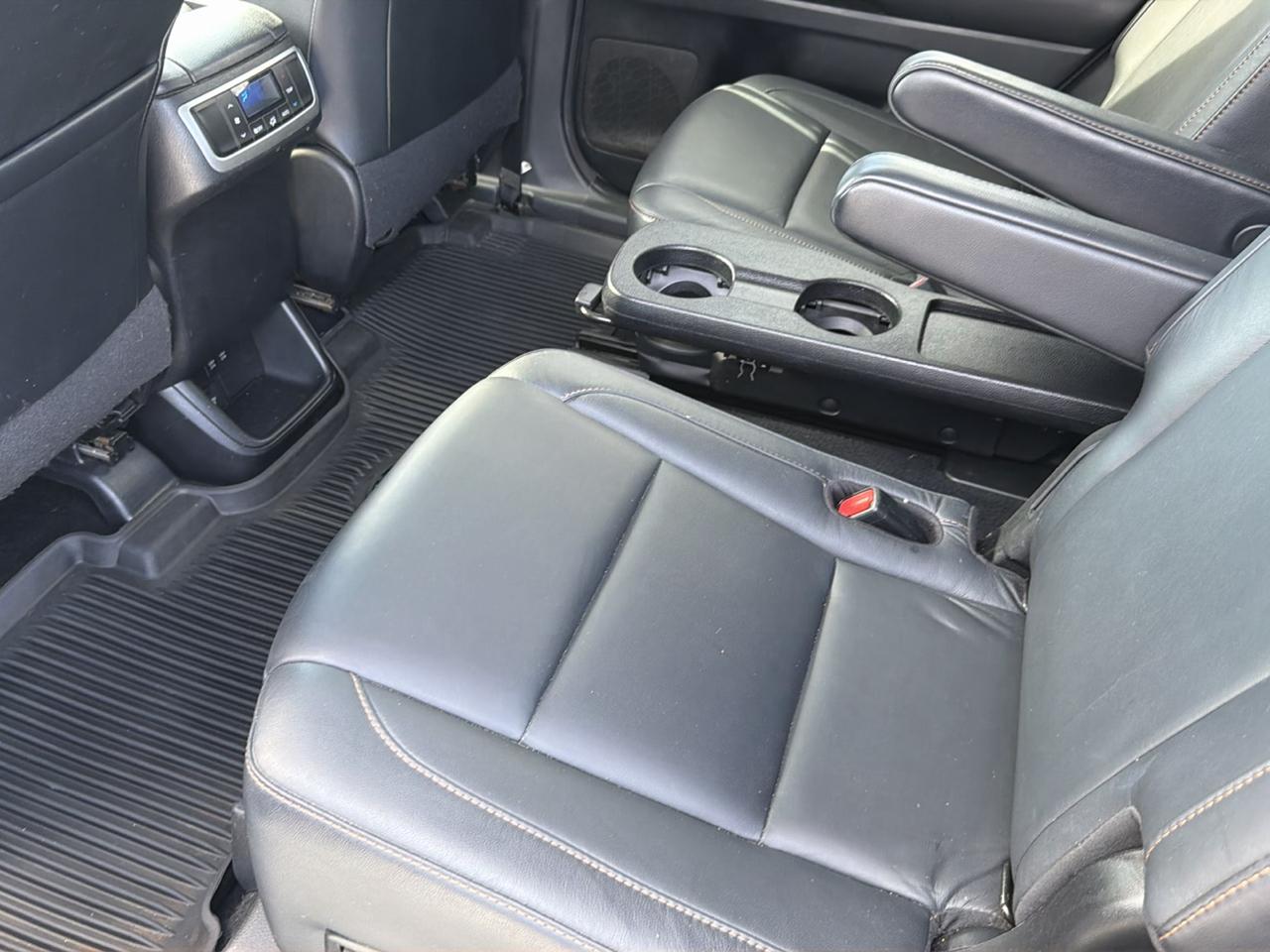 Toyota Highlander XLE FWD V6 2017