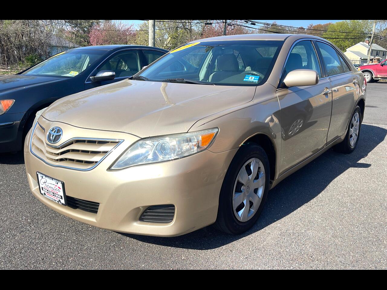 Toyota Camry Base 6-Spd AT 2011