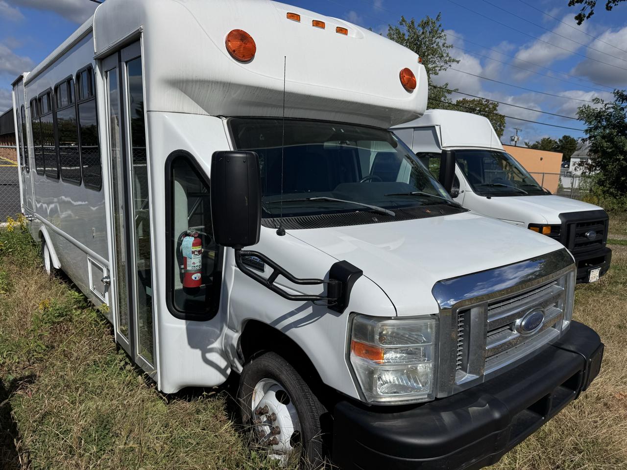 Ford Econoline Commercial Cutaway  2012
