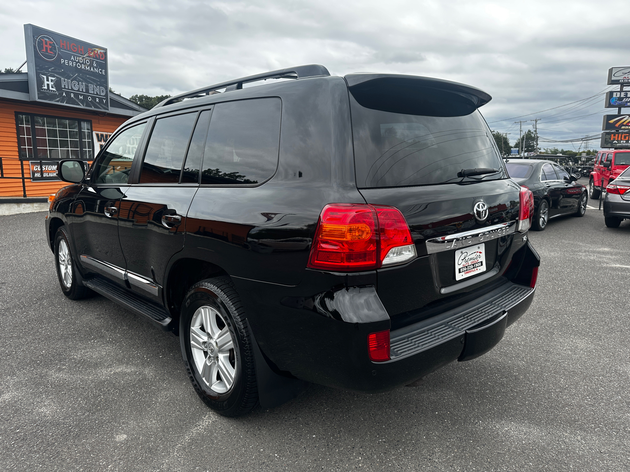 2014 Toyota Land Cruiser Base photo 4