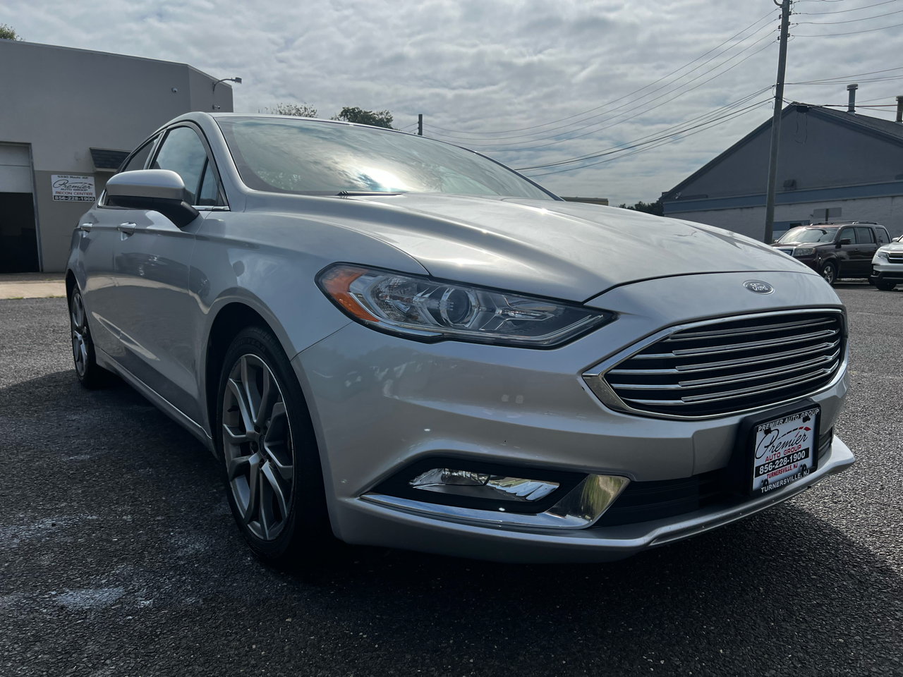 2017 Ford Fusion S photo 3