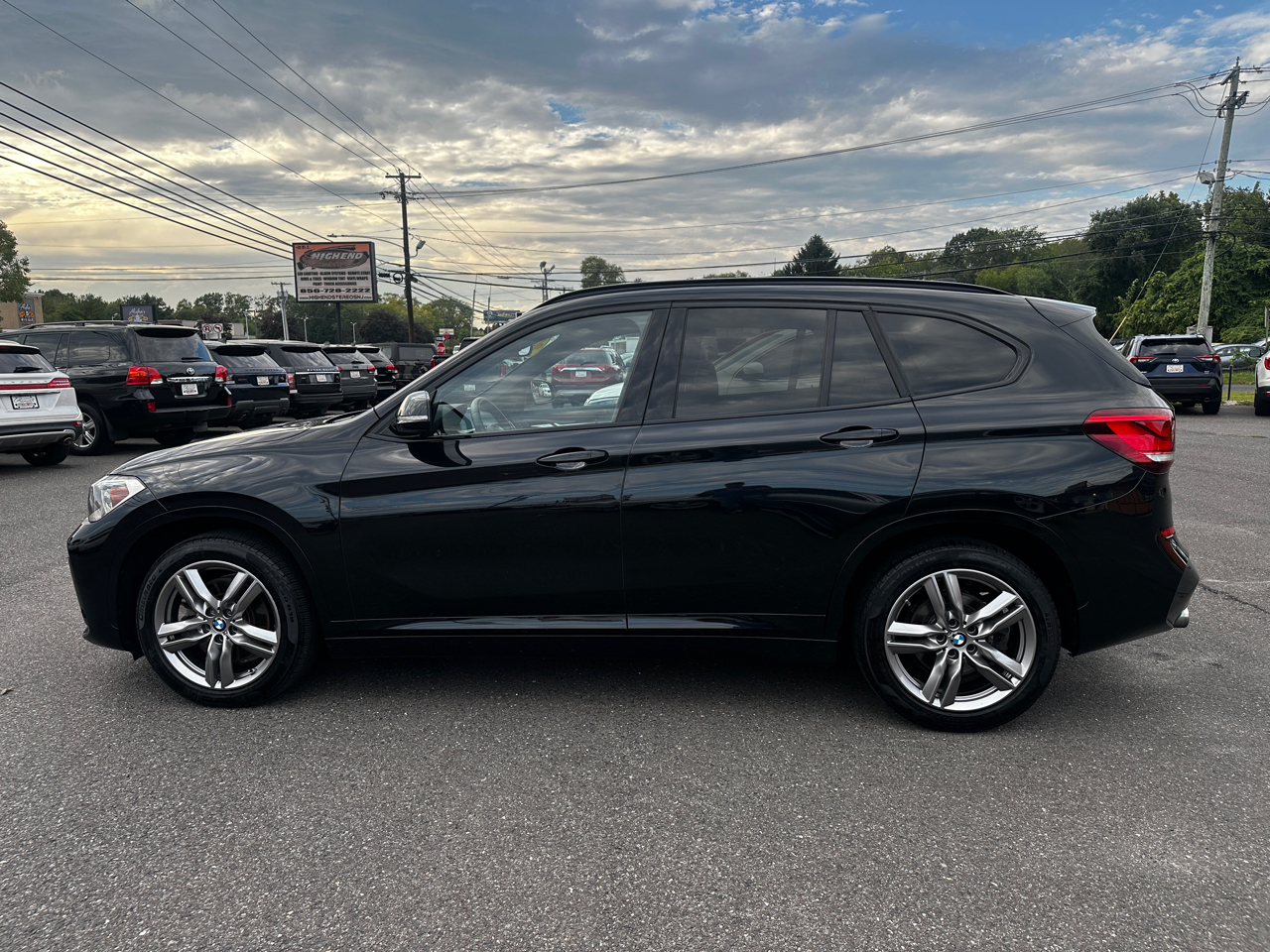 2021 Bmw X1 XDrive28i photo 2