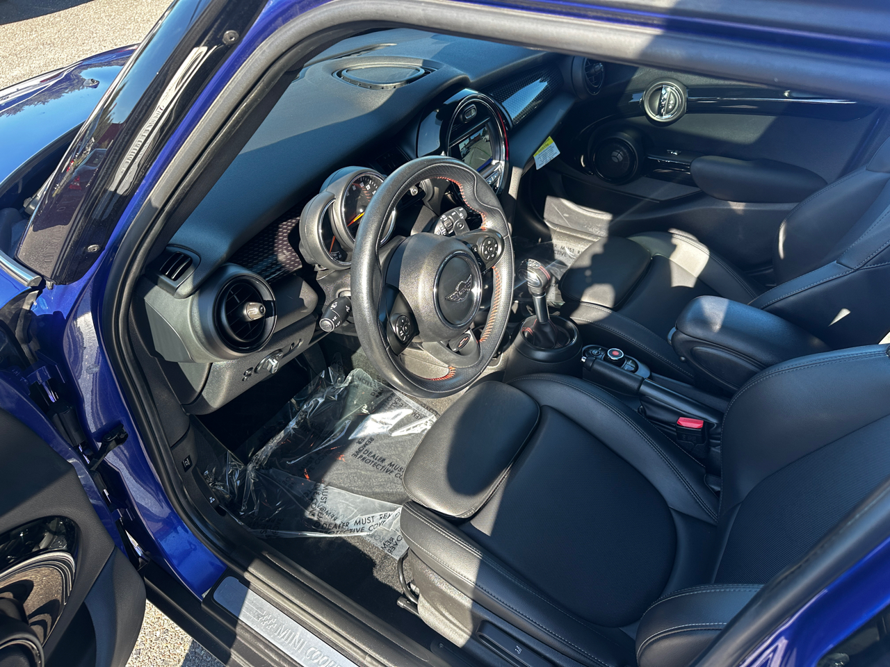 2019 Mini Cooper 4 Door Hardtop photo 4