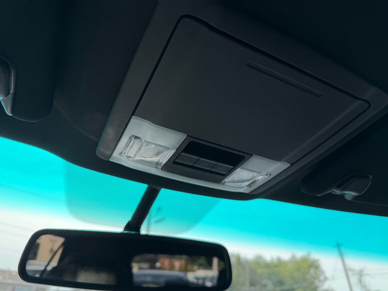 2017 Ford Explorer XLT photo 14