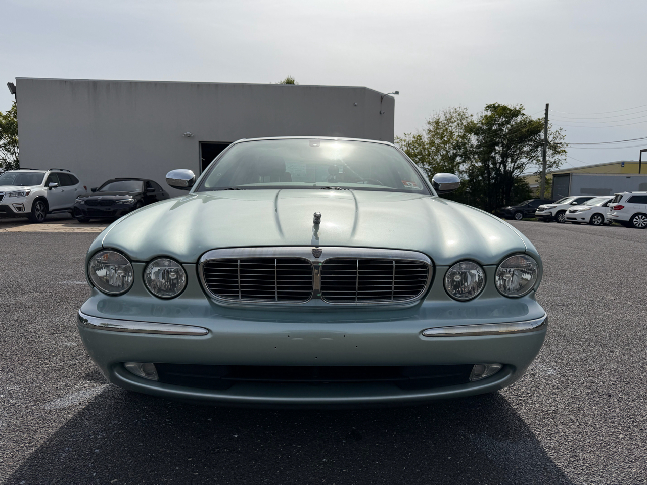 2005 Jaguar XJ Vanden Plas Super V8 LWB photo 2