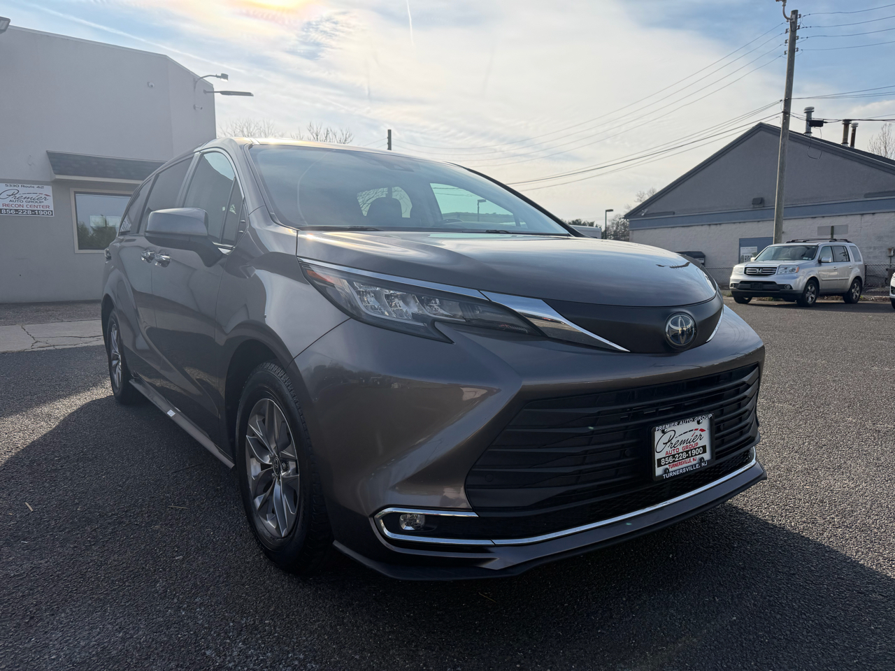 Toyota Sienna  2023