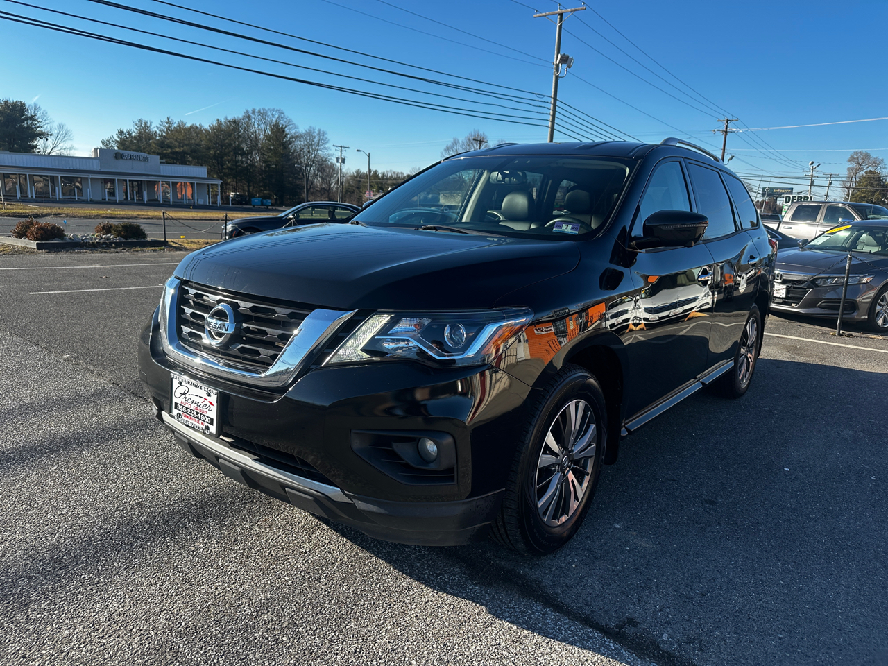 2019 Nissan Pathfinder SL