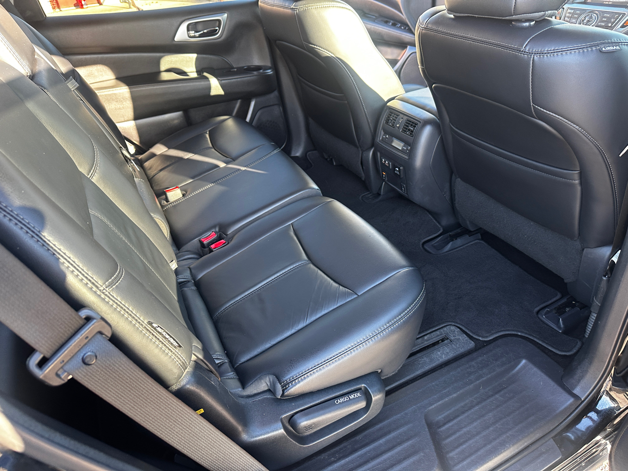 Nissan Pathfinder  2019