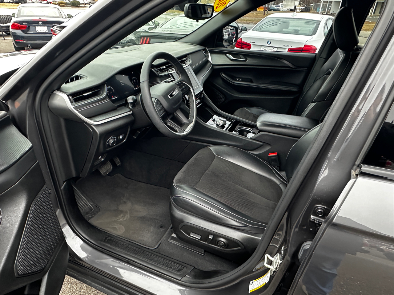 Jeep Grand Cherokee  2023