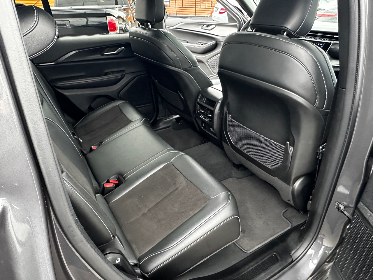 Jeep Grand Cherokee  2023