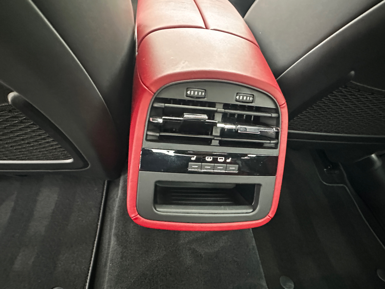 Maserati Quattroporte  2020